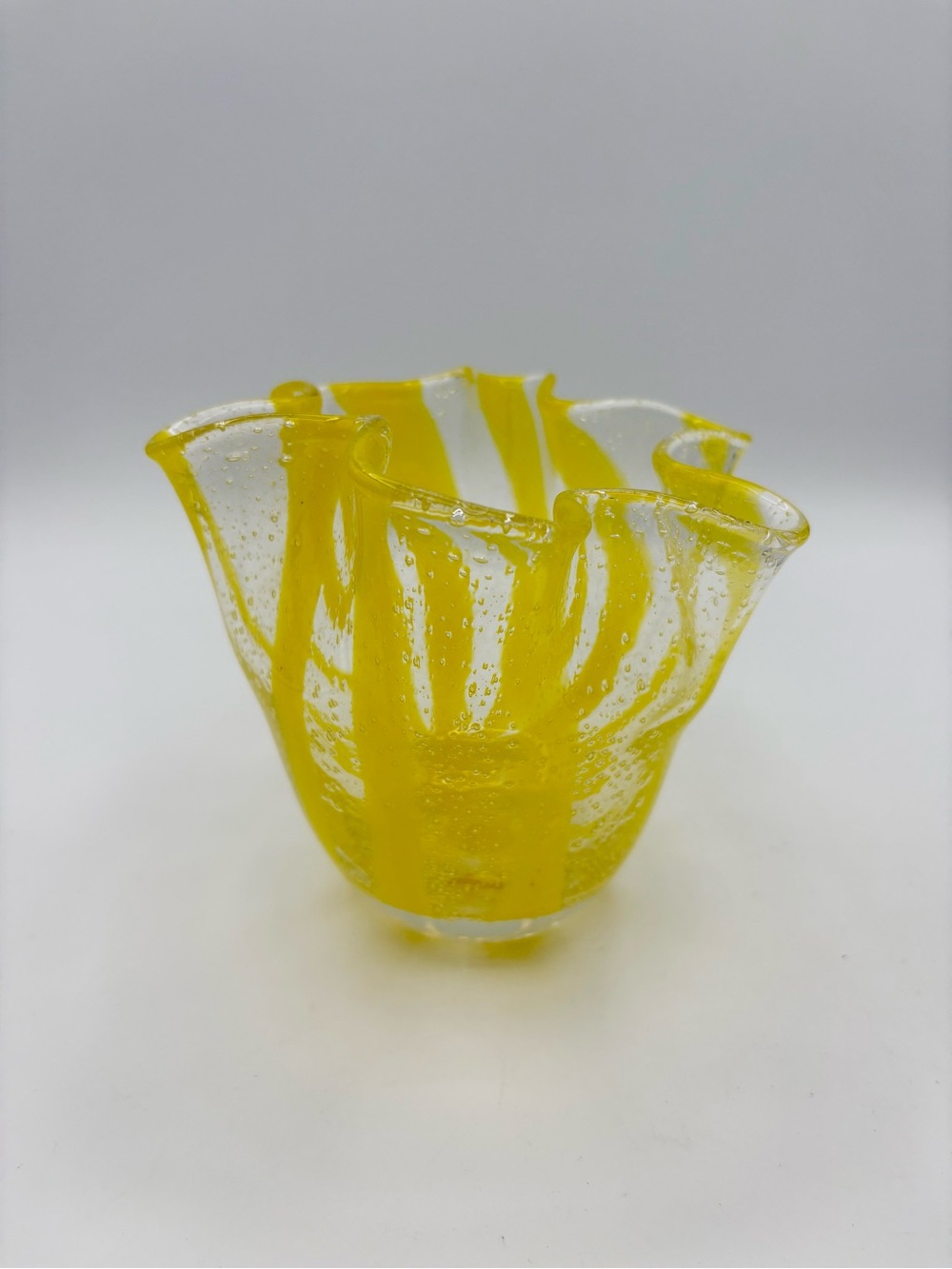 Handkerchief Vase ART GLASS Yellow Striped Ruffled 4.75" Bubbles Gorgeous Design
